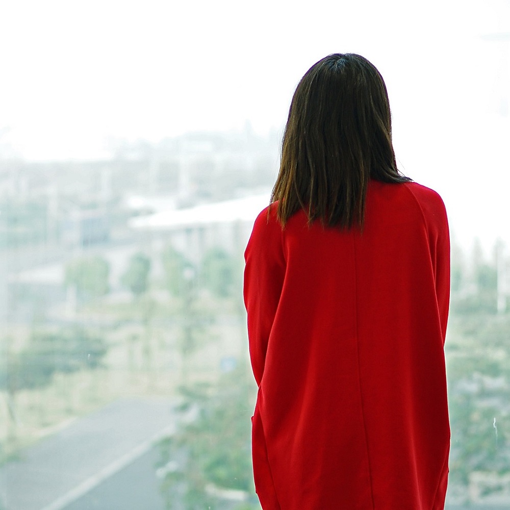 女性
